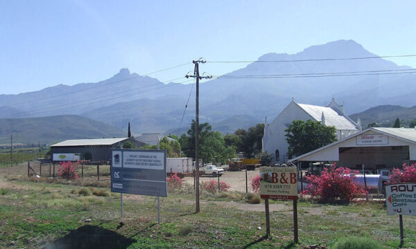 10. Ladismith,_South_Africa